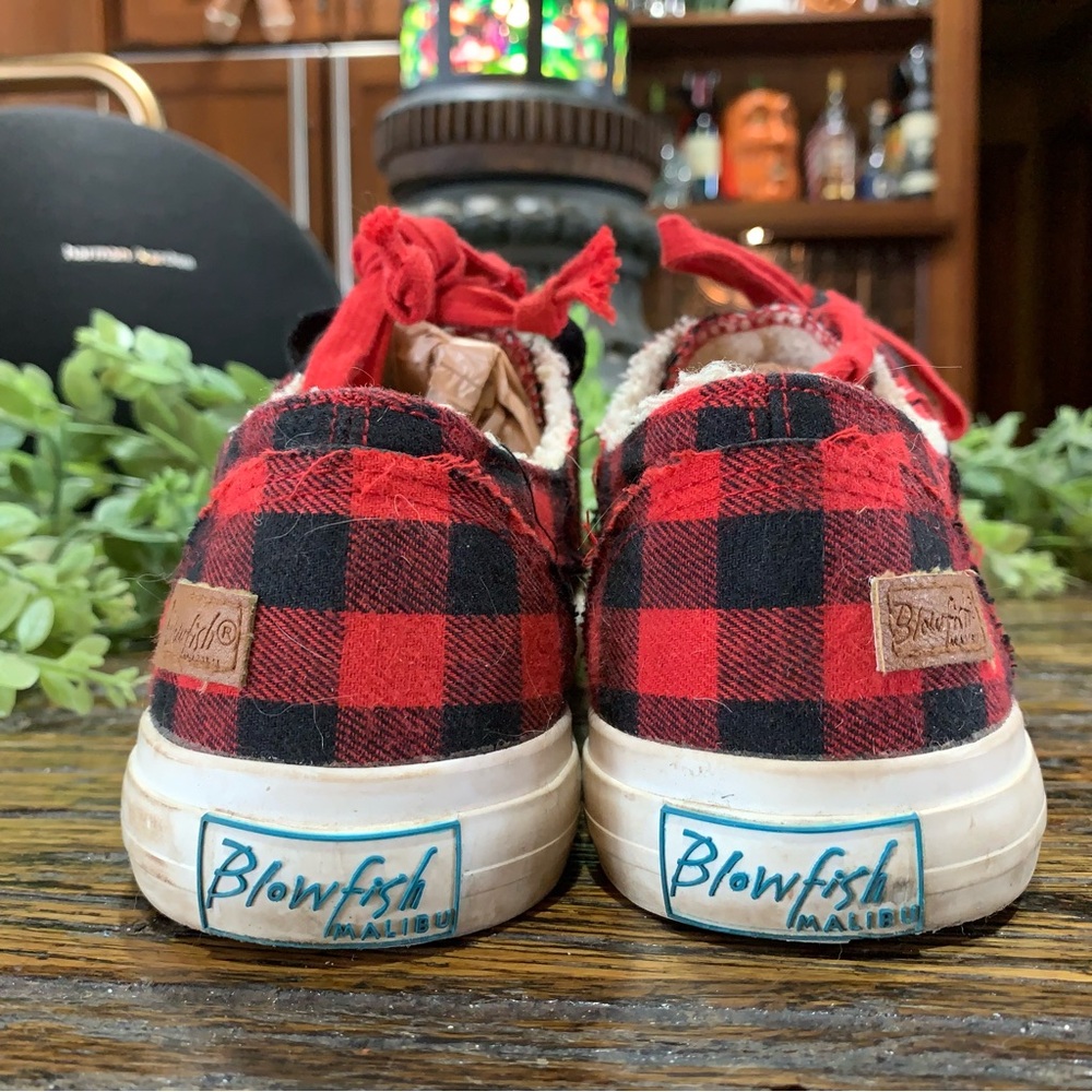 Blowfish Plaid Shoes Sneakers Ties 8 Cute Red Canyon Plaid